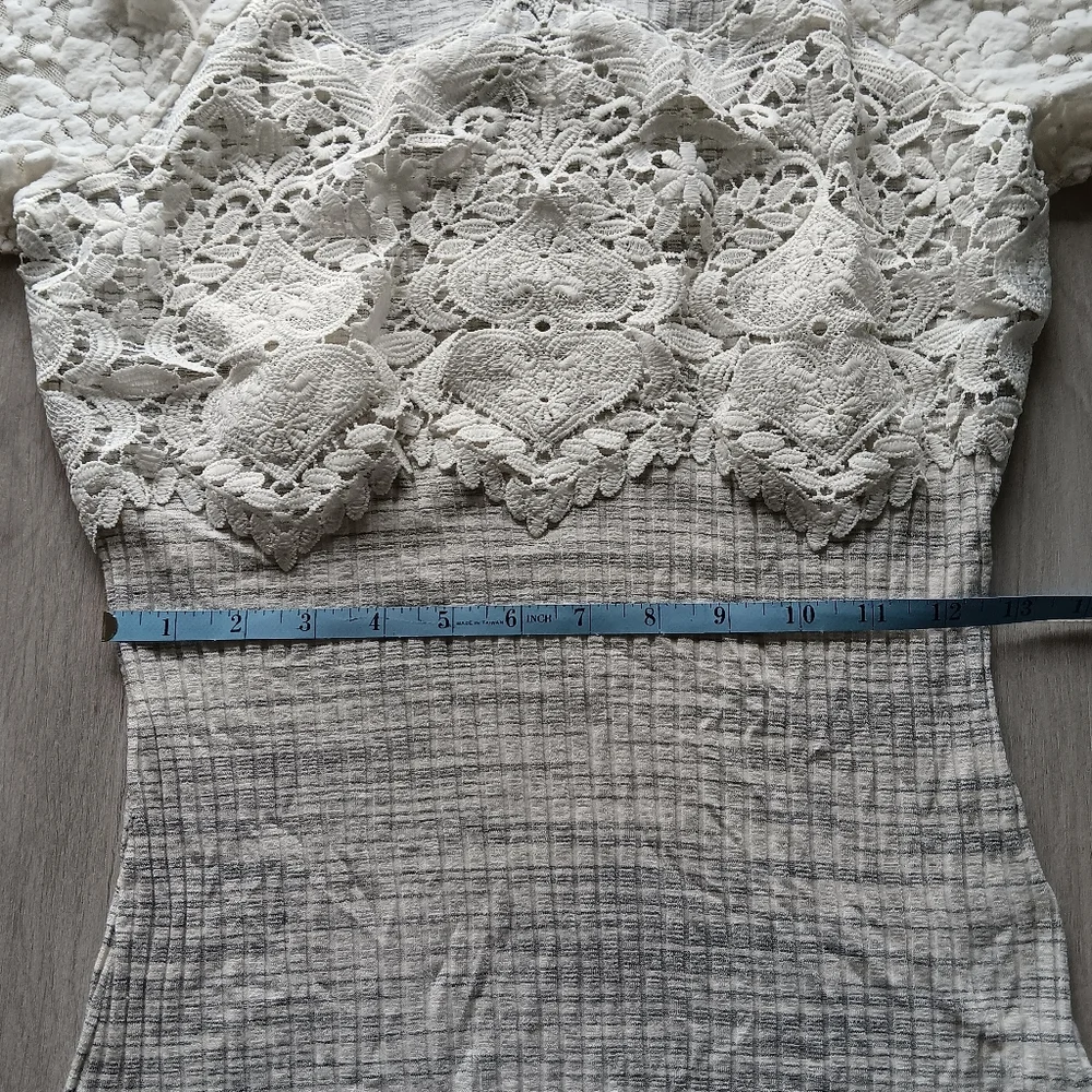 Venus Lace Long-Sleeve Mock Neck Ribbed Knit Top Ivory Ecru Grey Sheer Medium